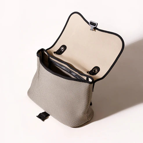 FLAP BASIC CROSSBODY BAG - TAUPE