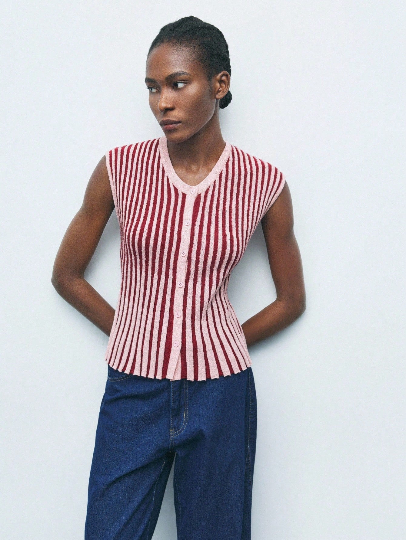 Striped Sleeveless Cardigan