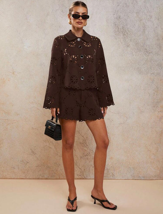 Eyelet Chocolate Set