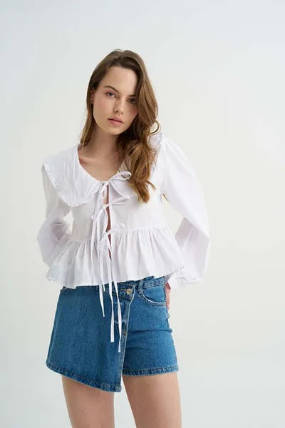 White Collar Shirt with Bows