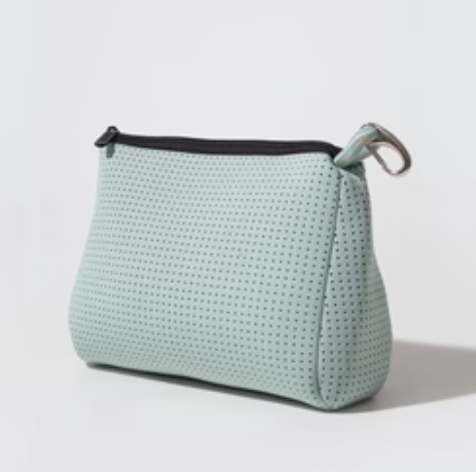 ESSENTIAL POUCH ZIPPER MINTY GREEN