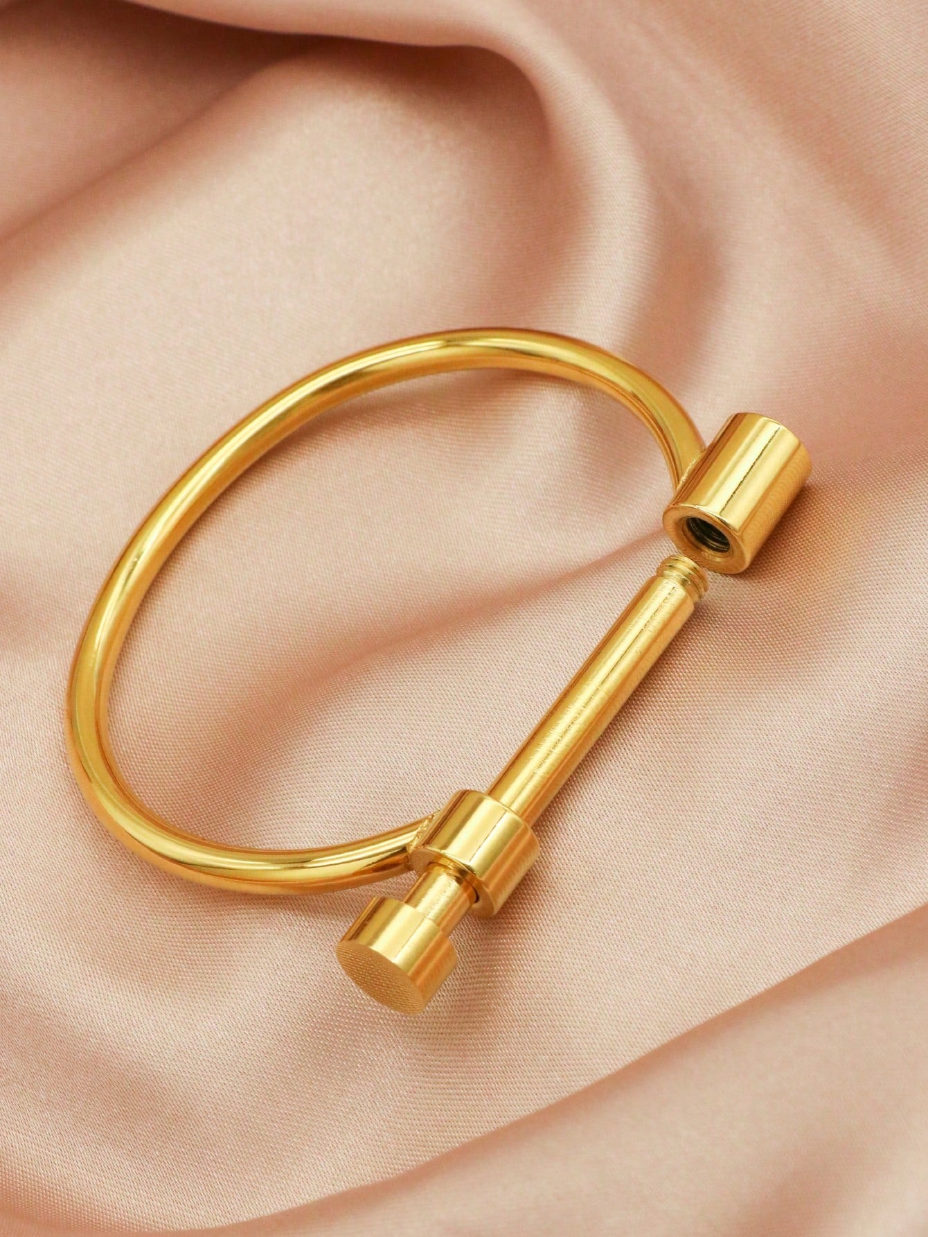 Cuff Bracelet Metal Screw - Golden