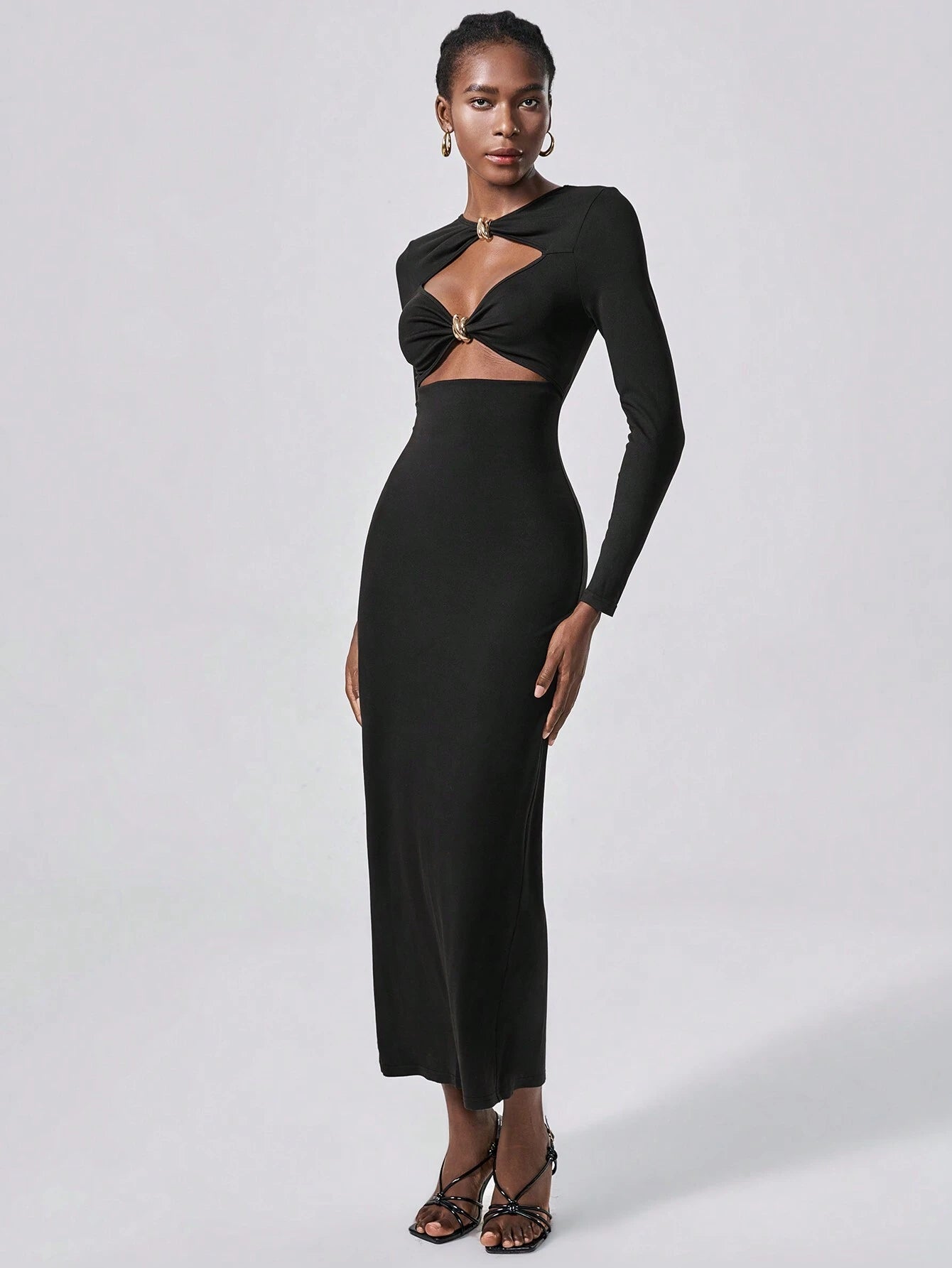 Cutoff Black Dress with Golden Details