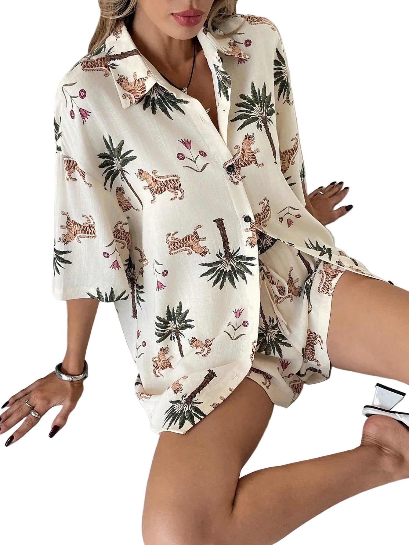 Conjunto de camiseta de manga corta y pantalones cortos