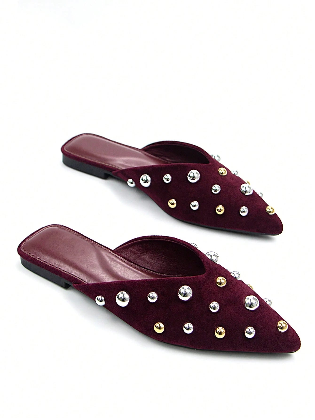 Studded Pointed Shoes