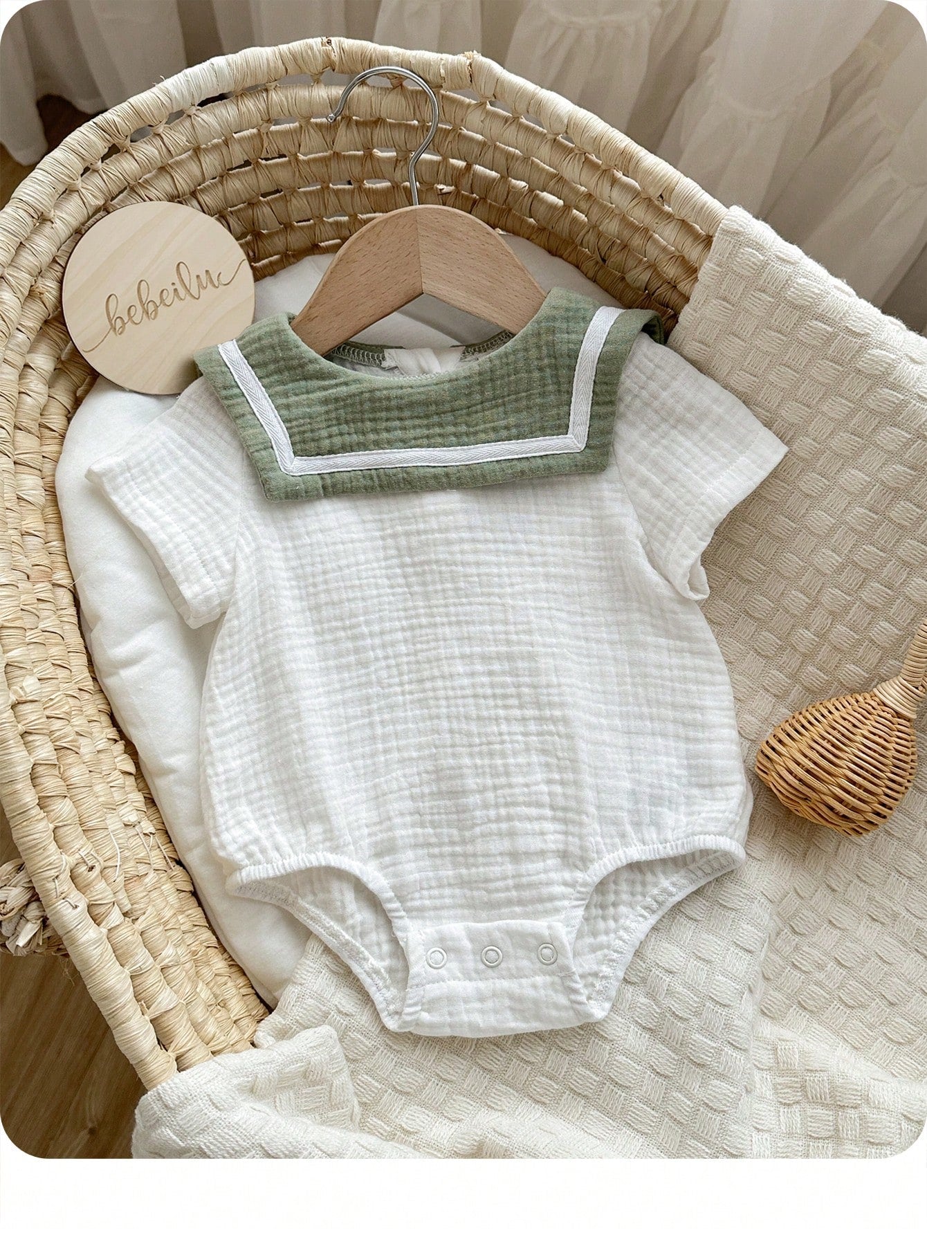 Baby Boy and Girl Short Sleeve Bodysuit