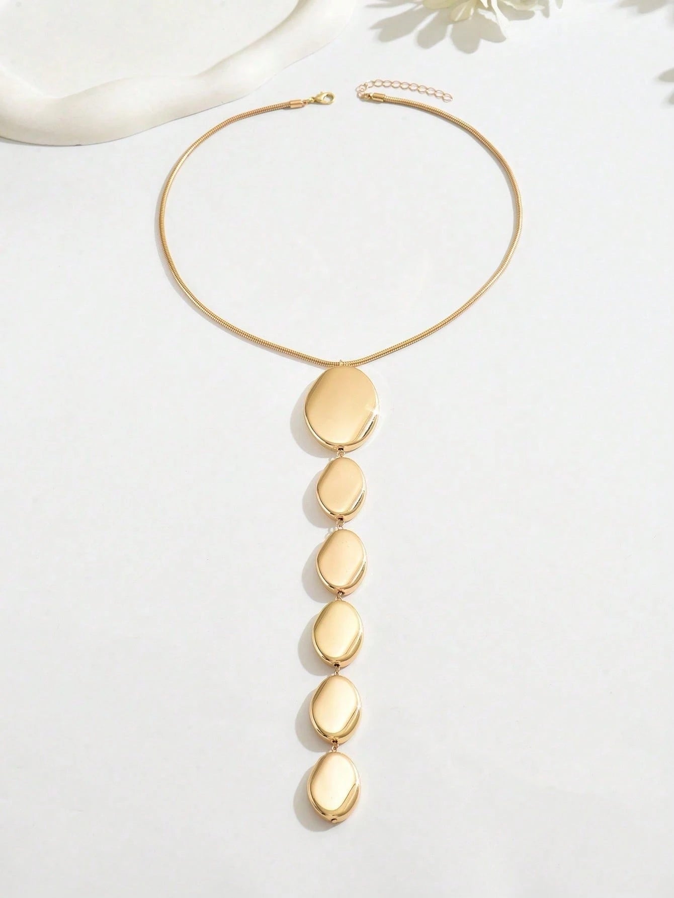 Gold Oversize Necklace