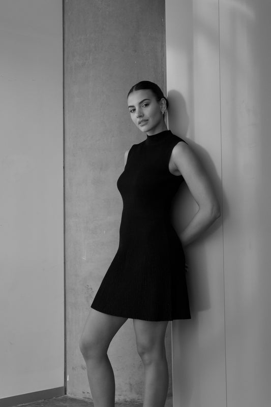 THEORY - Black Short Dress