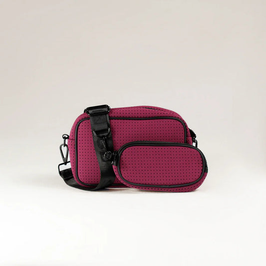 CAMERA BAG - BERRY