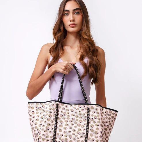 EVERYDAY TOTE BAG - WILD OLIVES